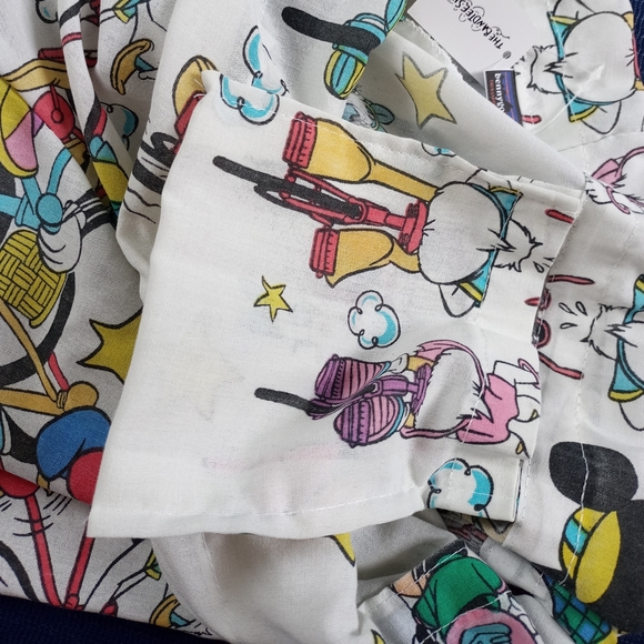 Custom Reworked Vintage 1990s Mickey Mouse Cycling Friends Bennygonia Shorts - Picture 6 of 7